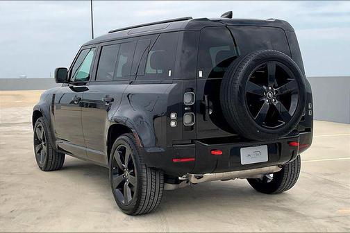 2025 Land Rover Defender 110 P400 X