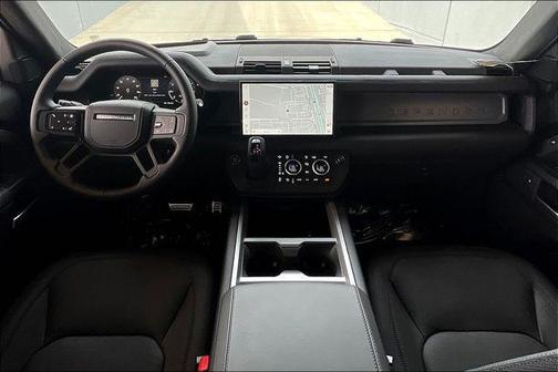 2025 Land Rover Defender 110 P400 X