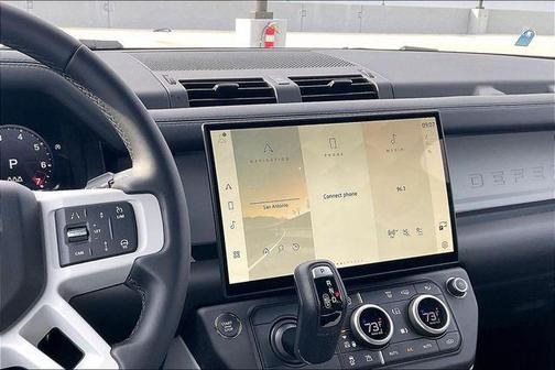 2026 Land Rover Defender P400 X-Dynamic SE