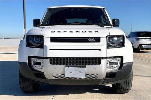 2025 Land Rover Defender 110 P300