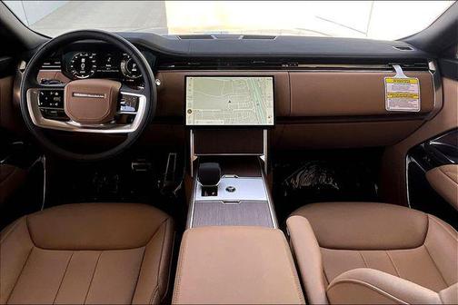2025 Land Rover Range Rover P550e SE