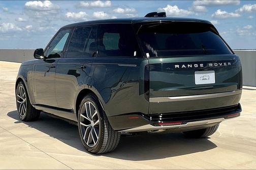 2025 Land Rover Range Rover P550e SE