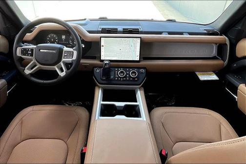 2025 Land Rover Defender 110 P300
