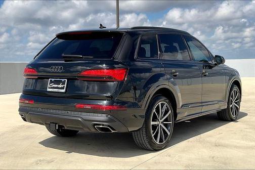 2025 Audi Q7 45 Premium Plus