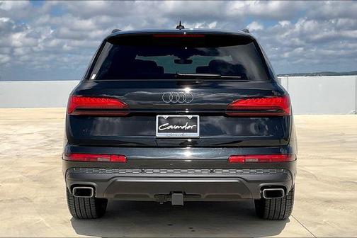 2025 Audi Q7 45 Premium Plus