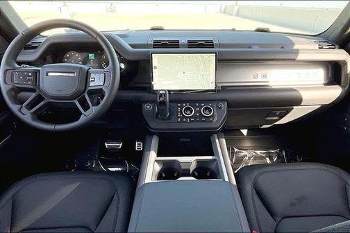 2025 Land Rover Defender 130 P400 X