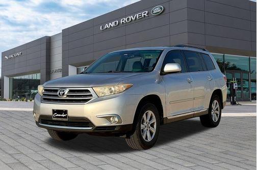 2011 Toyota Highlander SE
