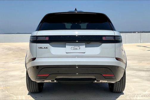 2026 Land Rover Range Rover Velar P250 SE R-Dynamic