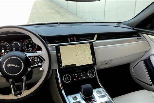 2024 Jaguar XF R-Dynamic SE P250 RWD Automatic
