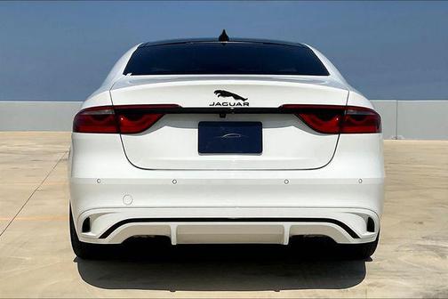 2024 Jaguar XF R-Dynamic SE P250 RWD Automatic