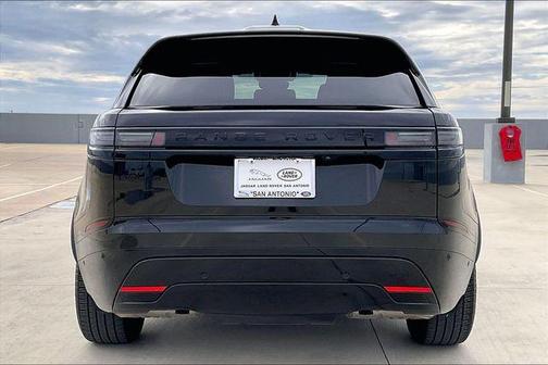 2025 Land Rover Range Rover Velar P250 SE R-Dynamic