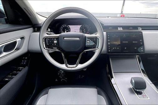 2025 Land Rover Range Rover Velar P250 SE R-Dynamic