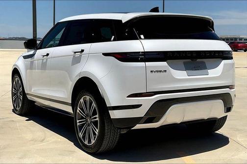 2026 Land Rover Range Rover Evoque Dynamic SE