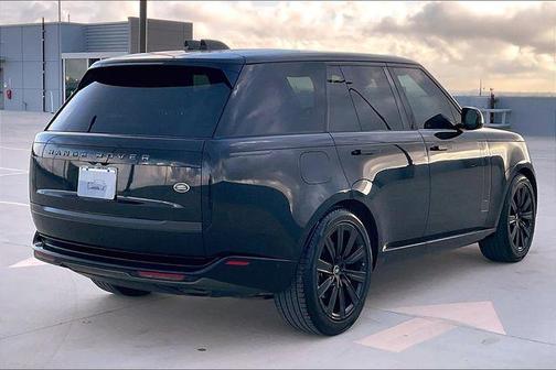 2023 Land Rover Range Rover P400 SE