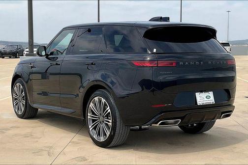 2025 Land Rover Range Rover Sport SE