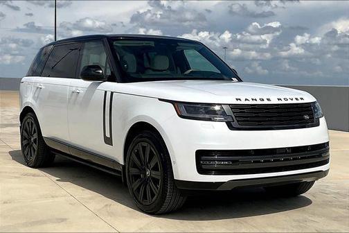 2025 Land Rover Range Rover P400 SE 7 Seat