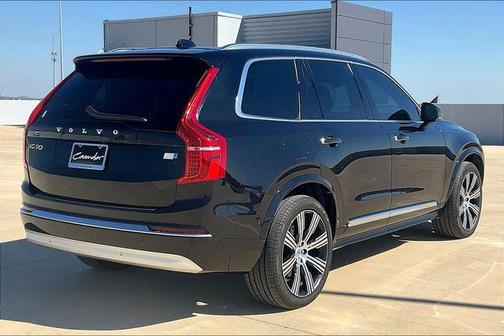 2022 Volvo XC90 Recharge Plug-In Hybrid T8 Inscription 7 Passenger