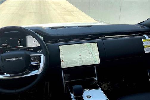 2025 Land Rover Range Rover P530 SE 7 Seat