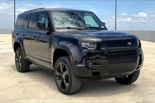 2025 Land Rover Defender 130 P400 X-Dynamic SE