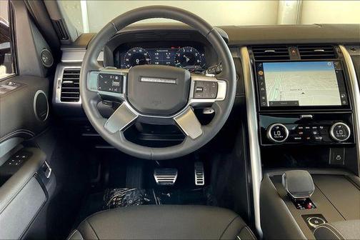 2024 Land Rover Discovery P360 Dynamic SE