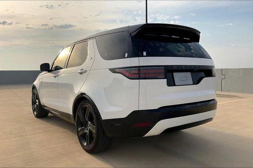 2024 Land Rover Discovery P360 Dynamic SE
