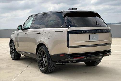 2025 Land Rover Range Rover P550e SE