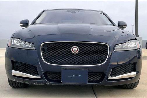 2019 Jaguar XF 30t Prestige