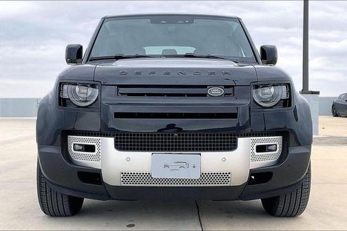 2025 Land Rover Defender 110 P400 S