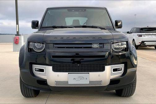 2025 Land Rover Defender 110 P400 S