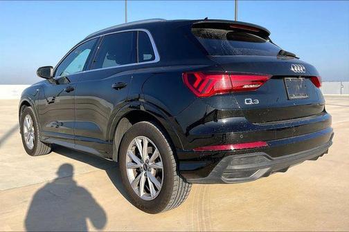 2025 Audi Q3 Premium 45 TFSI S line quattro Tiptronic