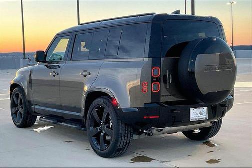 2026 Land Rover Defender P400 X-Dynamic SE