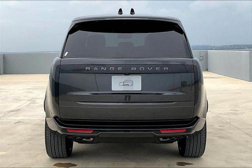2025 Land Rover Range Rover P530 SE