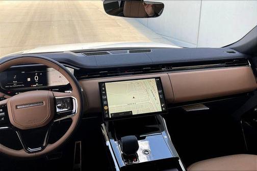 2025 Land Rover Range Rover Sport SE