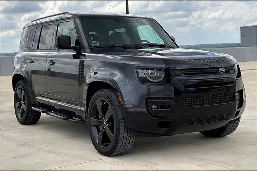 2025 Land Rover Defender 110 P400 X