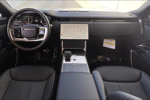 2025 Land Rover Range Rover P530 SE 7 Seat