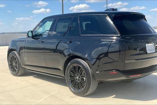 2025 Land Rover Range Rover P400 SE