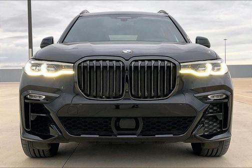 2021 BMW X7 M50i