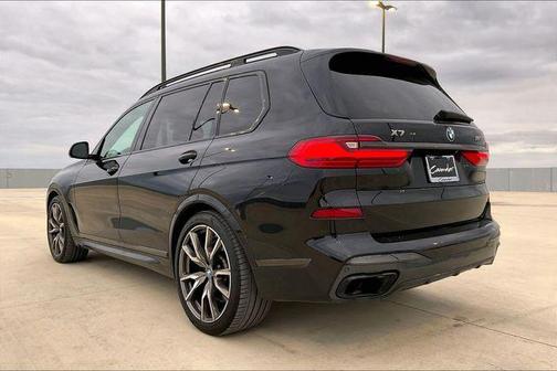 2021 BMW X7 M50i