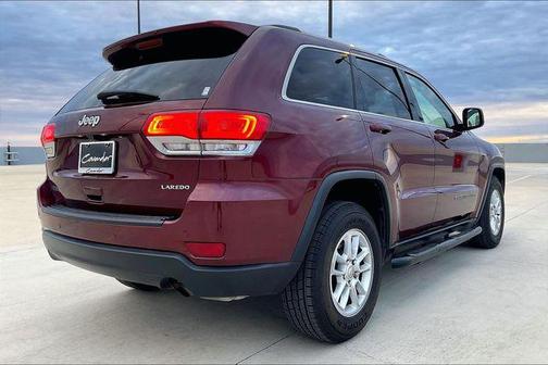 2019 Jeep Grand Cherokee Laredo