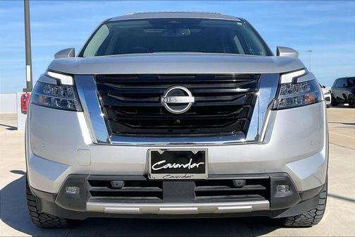2022 Nissan Pathfinder Platinum 2WD