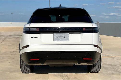 2026 Land Rover Range Rover Velar P250 SE R-Dynamic