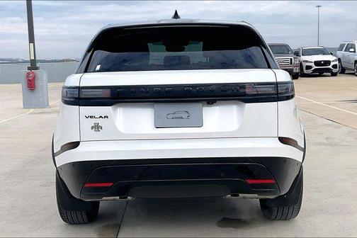 2026 Land Rover Range Rover Velar P250 SE R-Dynamic