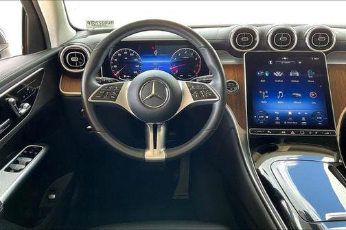 2024 Mercedes-Benz GLC 300 4MATIC