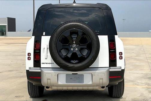 2025 Land Rover Defender 130 P300 S