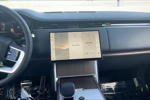 2025 Land Rover Range Rover P530 SE