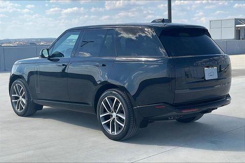 2025 Land Rover Range Rover P530 SE