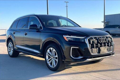 2025 Audi Q7 55 Premium Plus