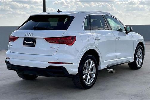 2024 Audi Q3 Premium 45 TFSI S line quattro Tiptronic