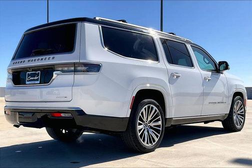 2024 Jeep Grand Wagoneer L Series III 4x4