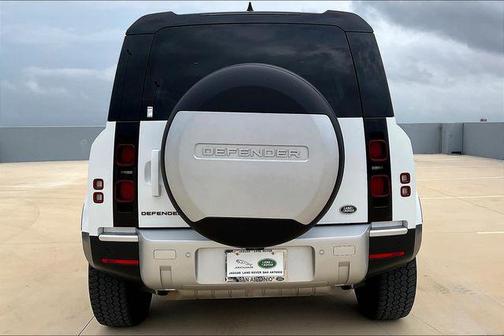 2022 Land Rover Defender 110 Standard